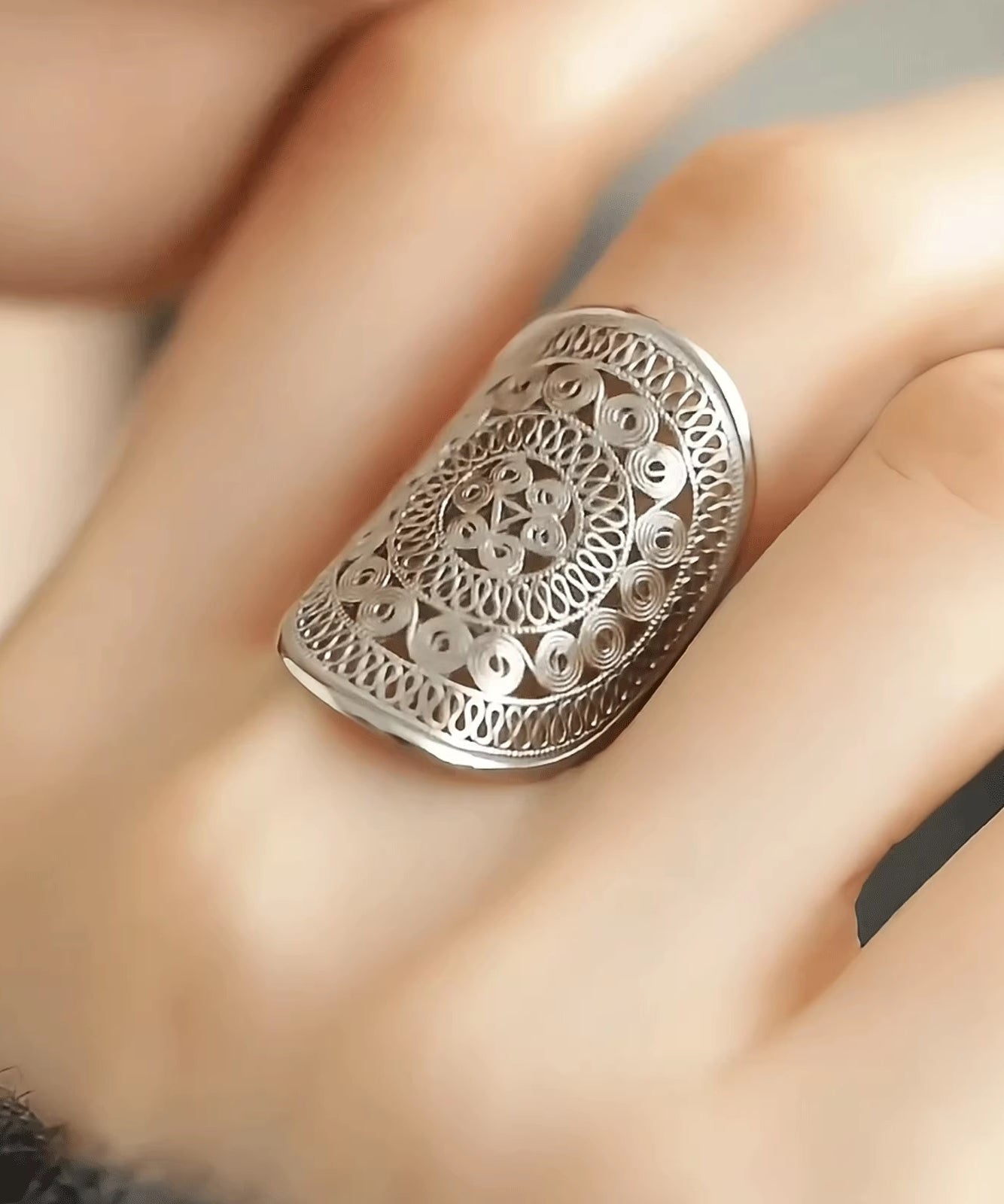 Bagues creuses surdimensionnées en argent sterling et soie - Urbann-Vibe