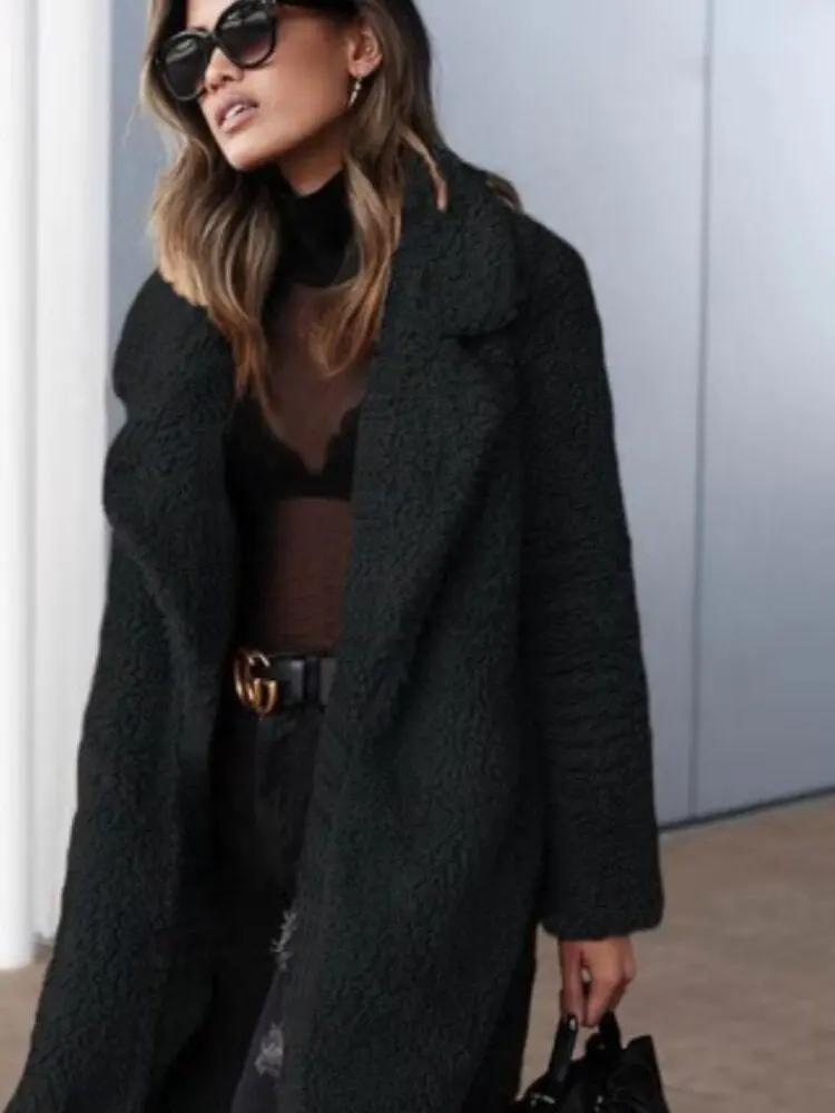 Women's oversized teddy coat in plush texture with lapel collar, cozy relaxed silhouette