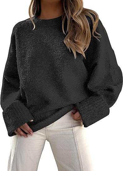 Women's oversized cream crew neck sweater, cozy relaxed fit for casual winter everyday wear