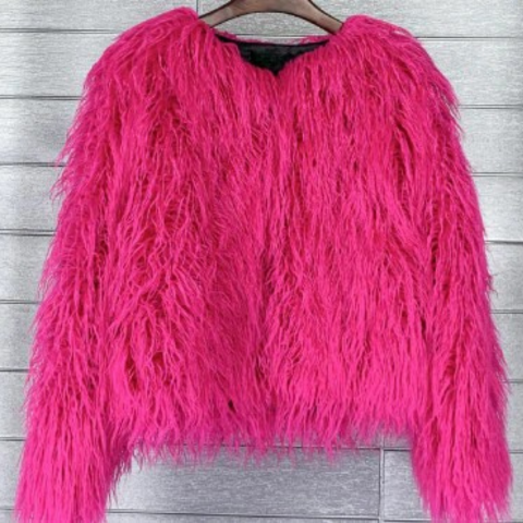 Women's Eva bold winter coat oversized silhouette chic city style confident trendy jacket