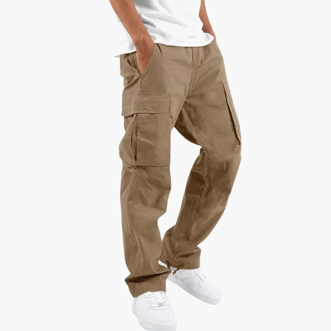 Men's straight-cut cargo pants with fitted waist and multiple side pockets for everyday comfort