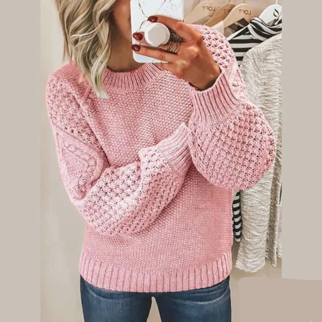 Women's chunky knit sweater relaxed fit voluminous sleeves ribbed edges cozy autumn winter style