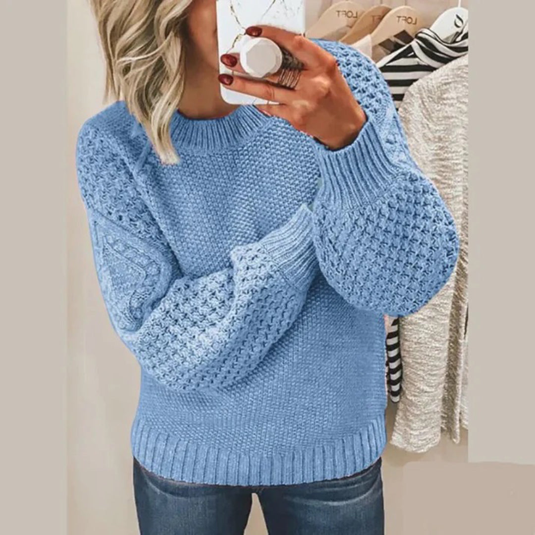 Women's chunky knit sweater relaxed fit voluminous sleeves ribbed edges cozy autumn winter staple