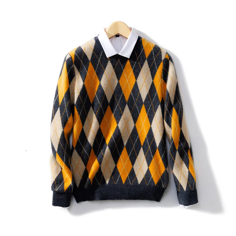 Men's merino wool argyle crewneck pullover in vintage diamond knit pattern for smart casual wear