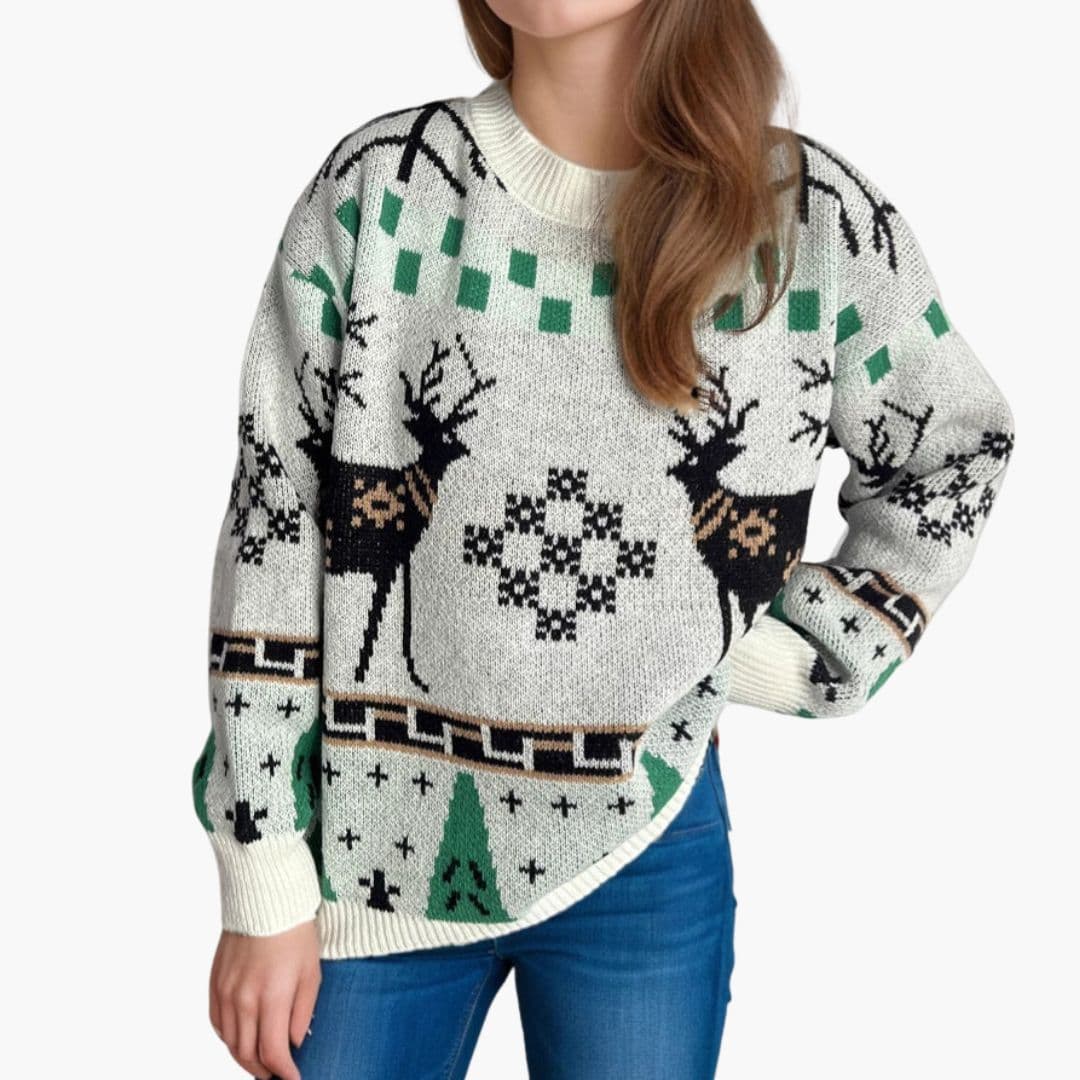 Women's chunky knit Christmas sweater with reindeer pattern, round ribbed neckline, cozy holiday pullover