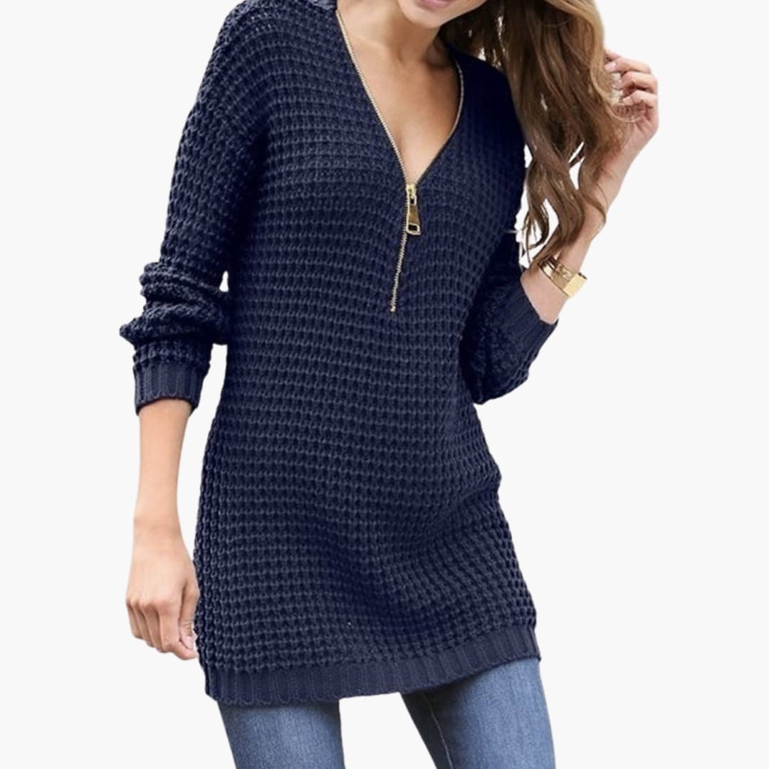 Women's chunky knit sweater relaxed fit zippered V-neck textured pattern casual luxury style