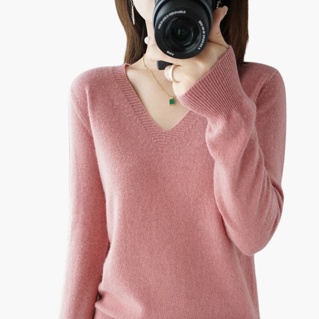 Women's relaxed V-neck sweater minimalist style versatile everyday work wear comfortable fit
