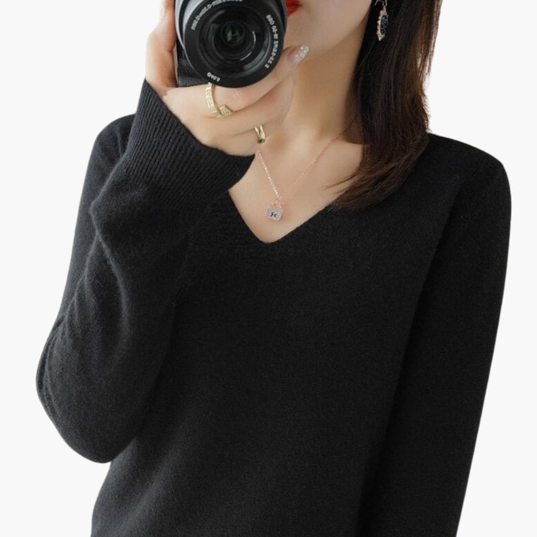 Women's relaxed V-neck sweater minimalist style versatile everyday work layer timeless comfort fit
