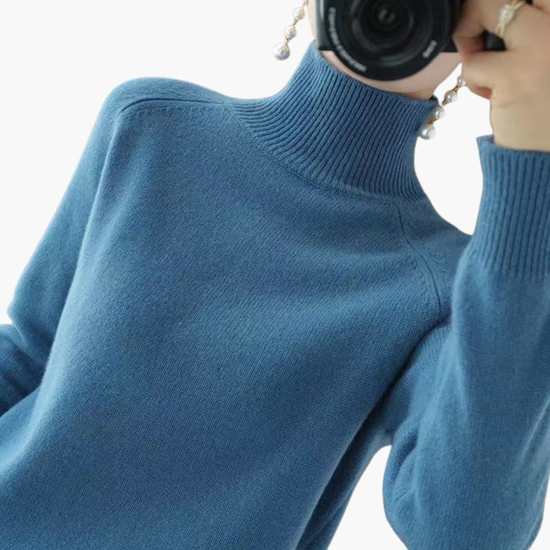 Women's ribbed turtleneck sweater with long sleeves and structured ribbed hem for everyday layering
