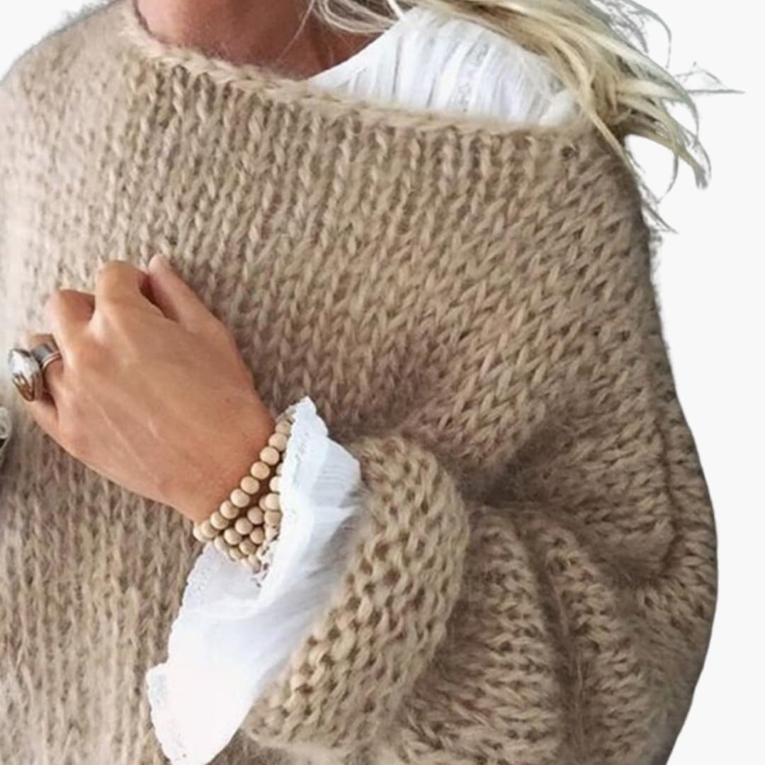 Women's cozy knit sweater with floral embroidery, ribbed hem and cuffs, round neckline, long sleeves
