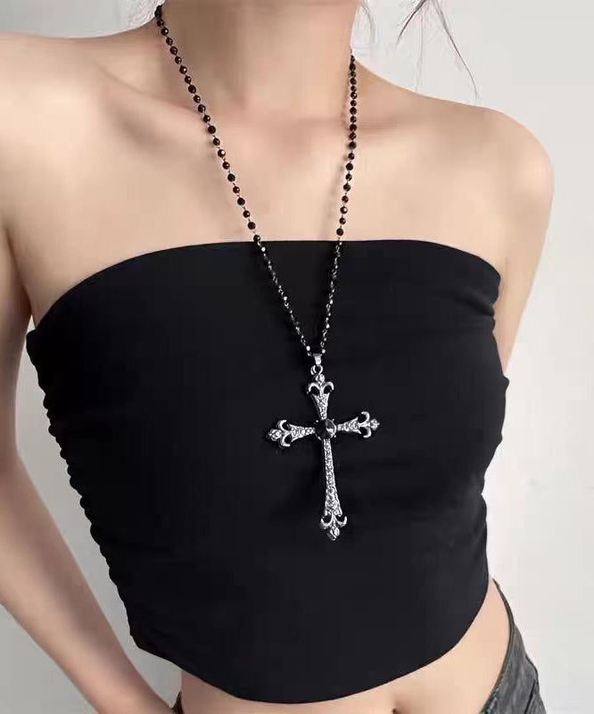 Collier rétro en alliage noir avec perles en zircon et croix graduée - Urbann-Vibe