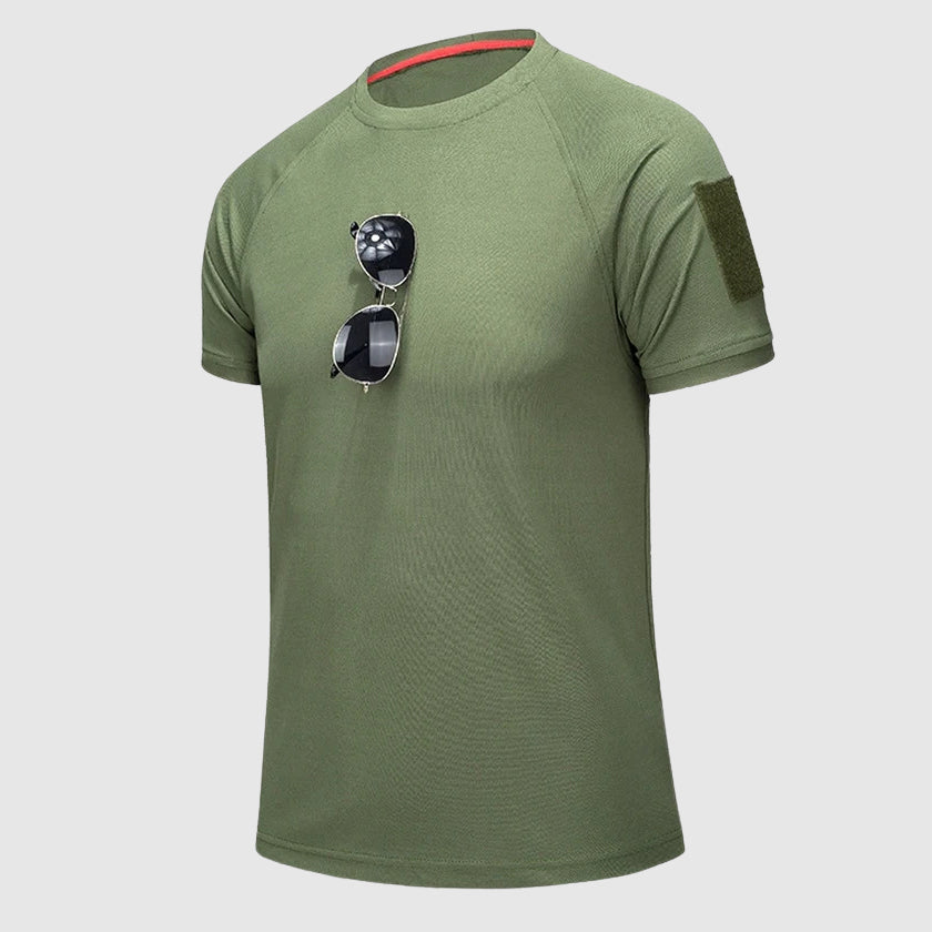 Roberto Russo men's lightweight moisture-wicking polyester performance shirt for athletes, slim athletic fit