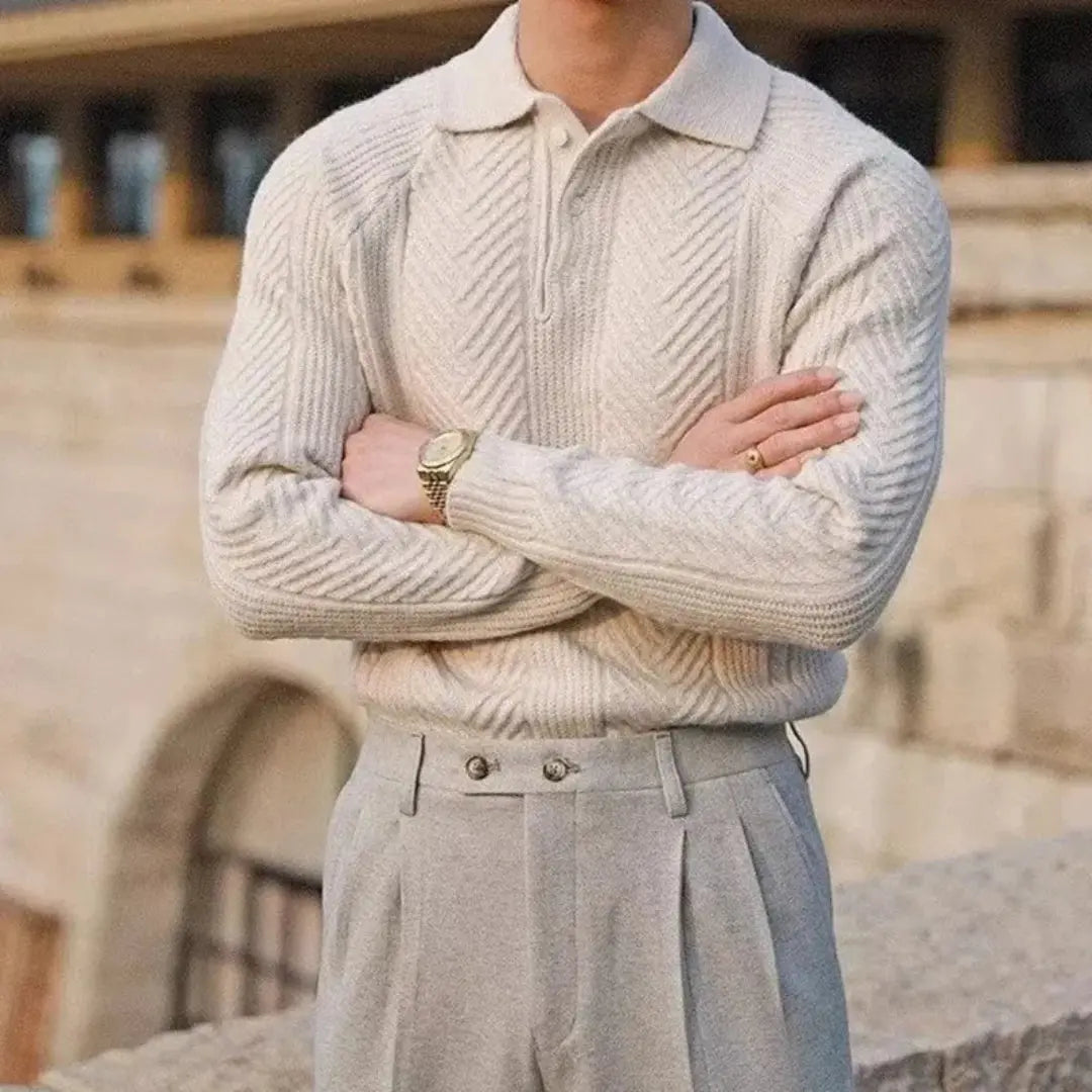 Robinson soft knitted sweater with iconic chevron detailing, modern casual silhouette