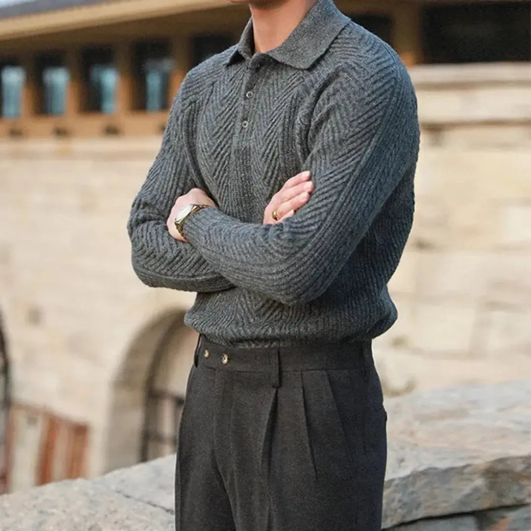 Robinson soft knitted sweater with iconic chevron detailing, modern casual silhouette