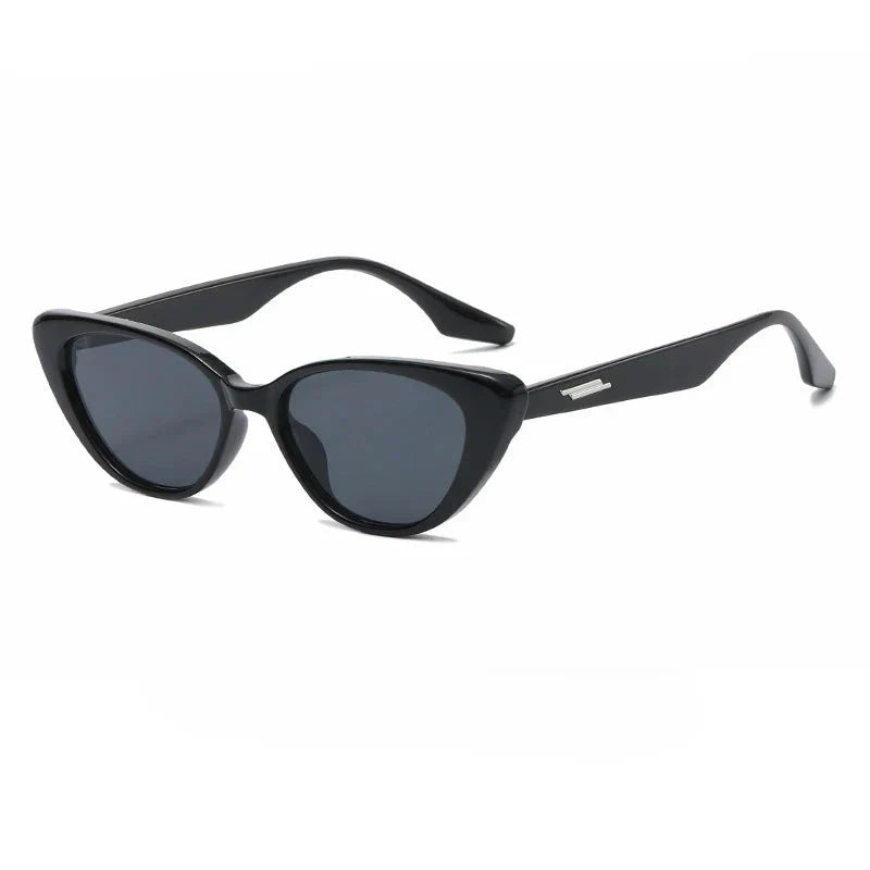 Mavina angular cat-eye sunglasses for women with UV400 gradient lenses and lightweight durable frame