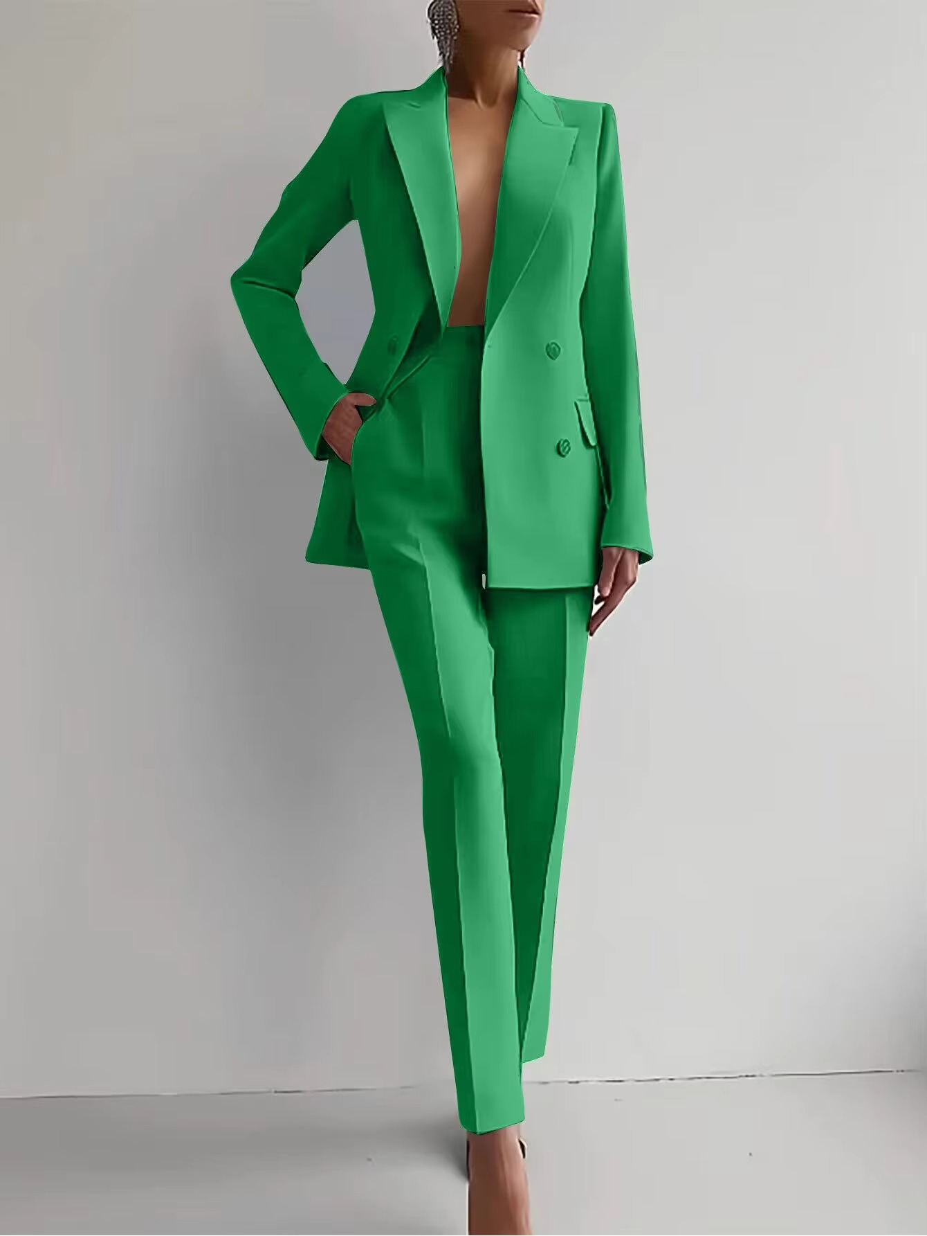 Women's solid color blazer and high-waist pants 2-piece set tailored fit for modern professionals