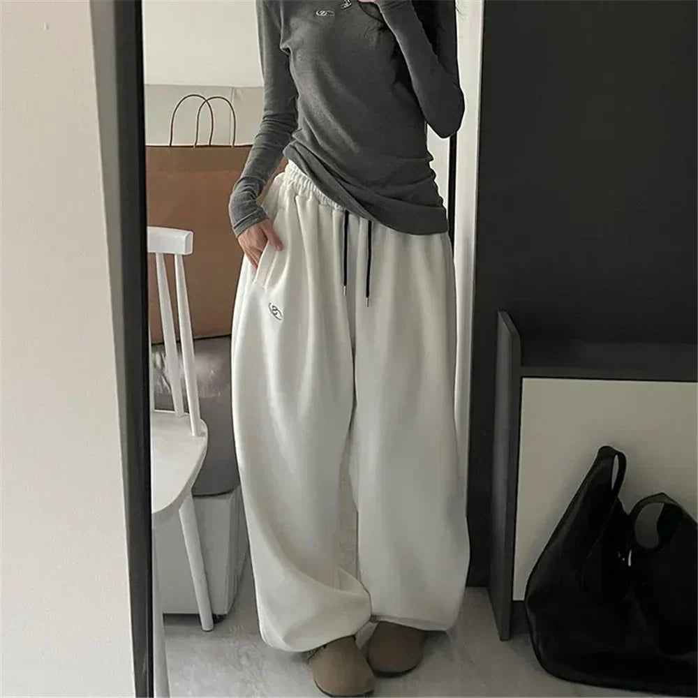 Women's gray oversized wide-leg sweatpants ultra-soft cotton blend adjustable elastic waist