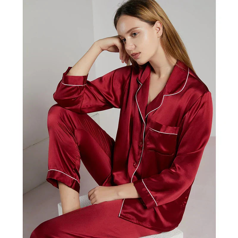 Black pure silk women's pajama set loose fit sleepwear with temperature-regulating luxury comfort