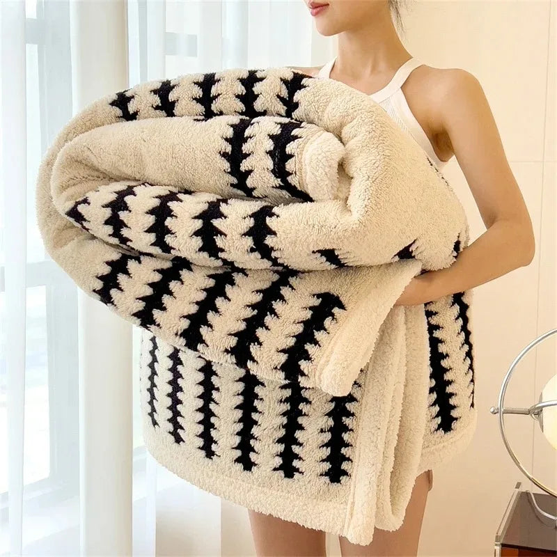 Dual-sided sherpa flannel throw blanket plush white fleece reverse cozy modern home comfort lounge