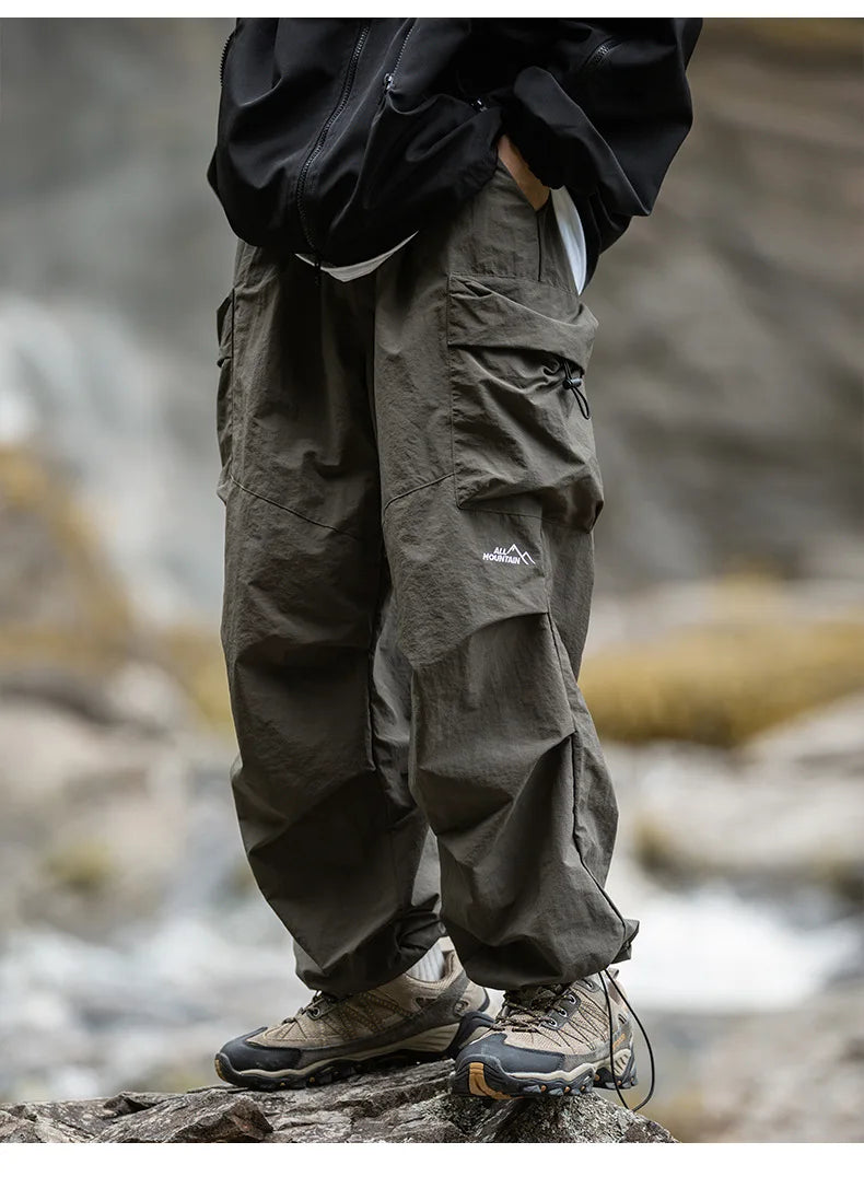 Lightweight elegant outdoor pants classic silhouette all-day comfort versatile smart-casual style
