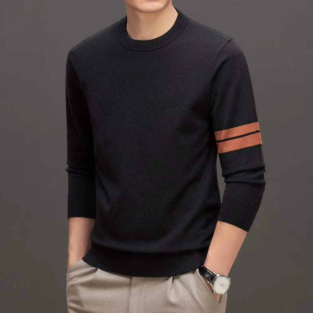 Men's navy thick knit pullover sweater with stretch cuffs and hem, casual relaxed fit