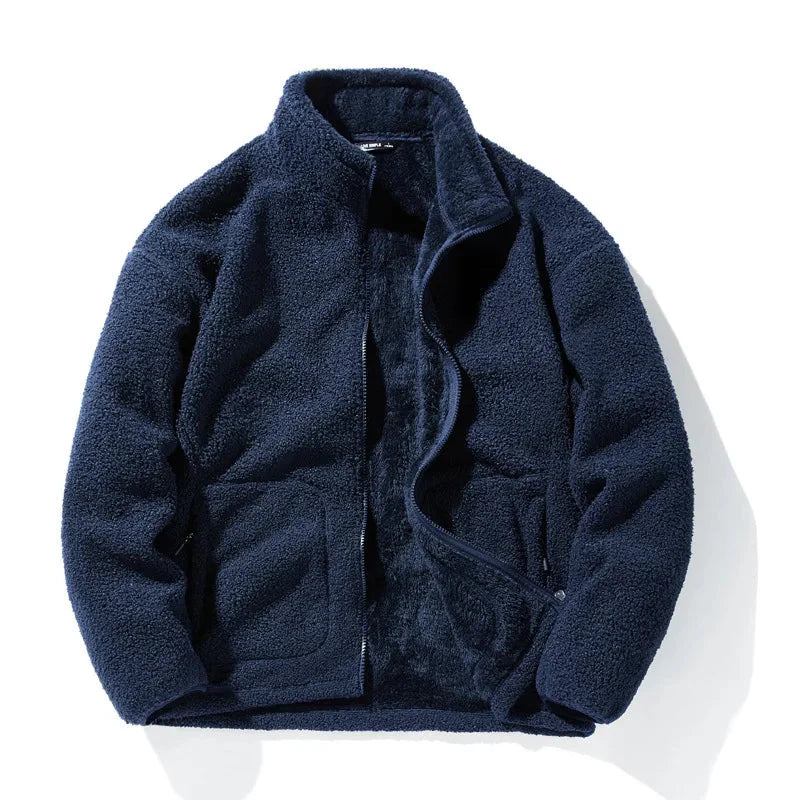 Men's relaxed fit full-zip hip-length fleece jacket with front pockets for everyday warmth