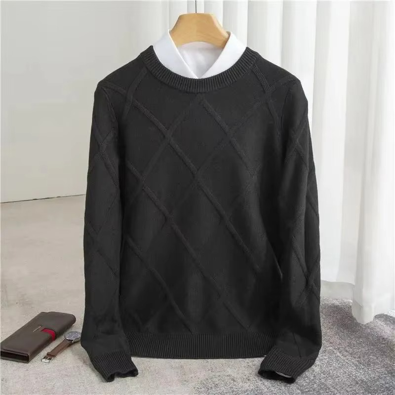 Men's ivory cashmere crewneck sweater, classic fit with diamond-pattern textured knit detail