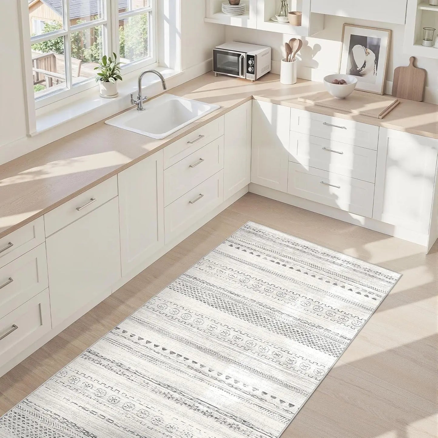 Washable Moroccan geometric boho farmhouse indoor rug, no-slip backing, perfect for bedrooms and dining areas