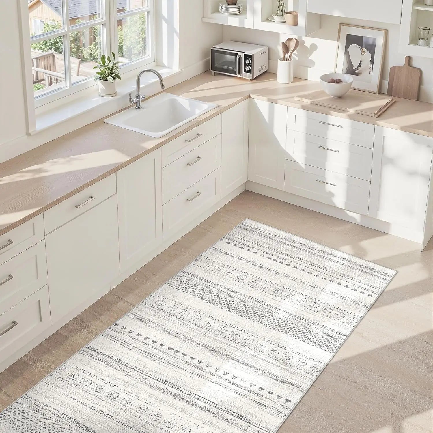 Washable Moroccan geometric boho farmhouse indoor rug, no-slip backing, perfect for bedrooms and dining areas