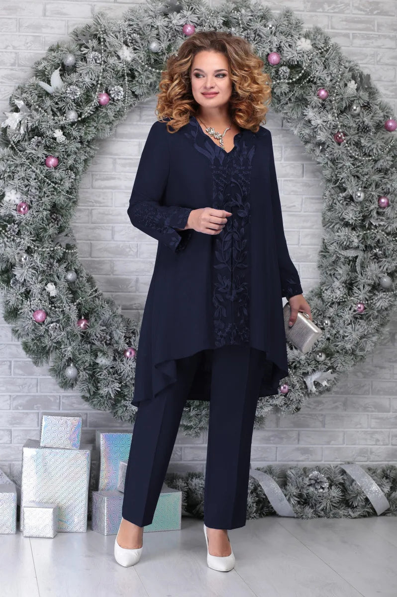 Plus size embroidered 3-piece set flowing jacket sleeveless blouse relaxed pants elegant floral detail