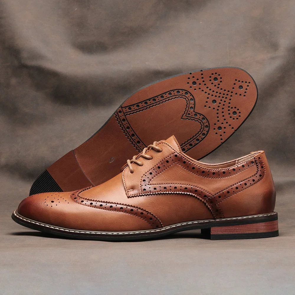 Men's burnished wingtip Oxford brogues with perforated detailing, smart-casual versatile formal leather shoes