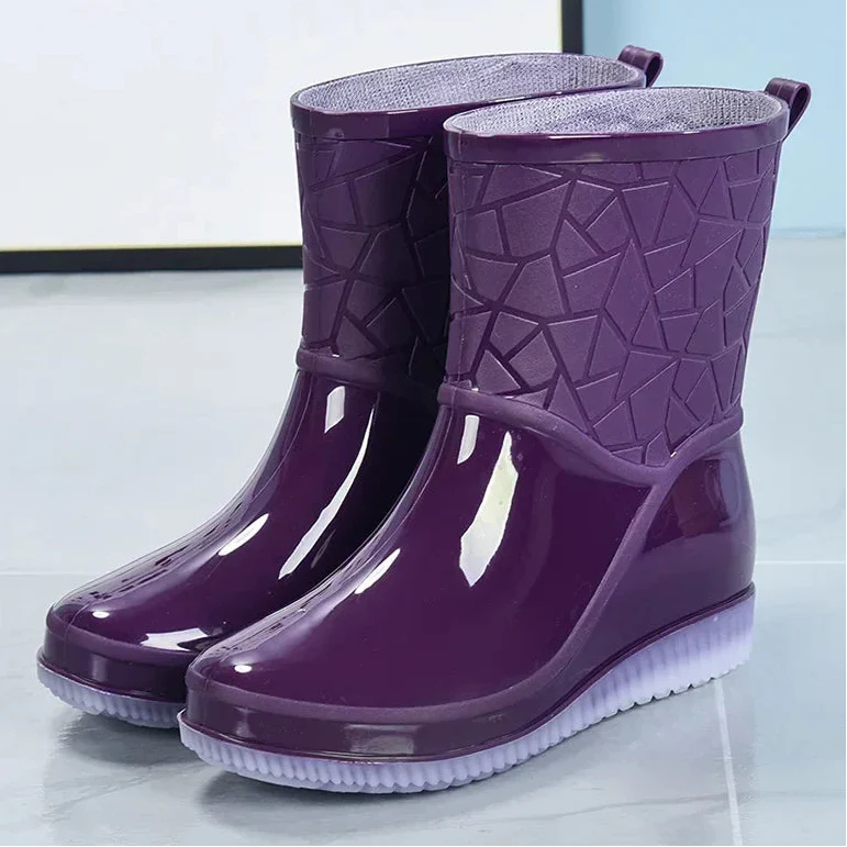 Women's waterproof winter rain boots black durable sole all-day comfort for wet weather