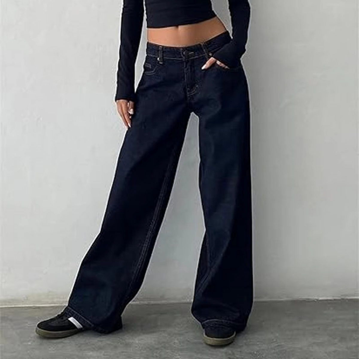 Women's retro washed mid-rise straight leg jeans in vintage blue soft cotton denim flattering fit