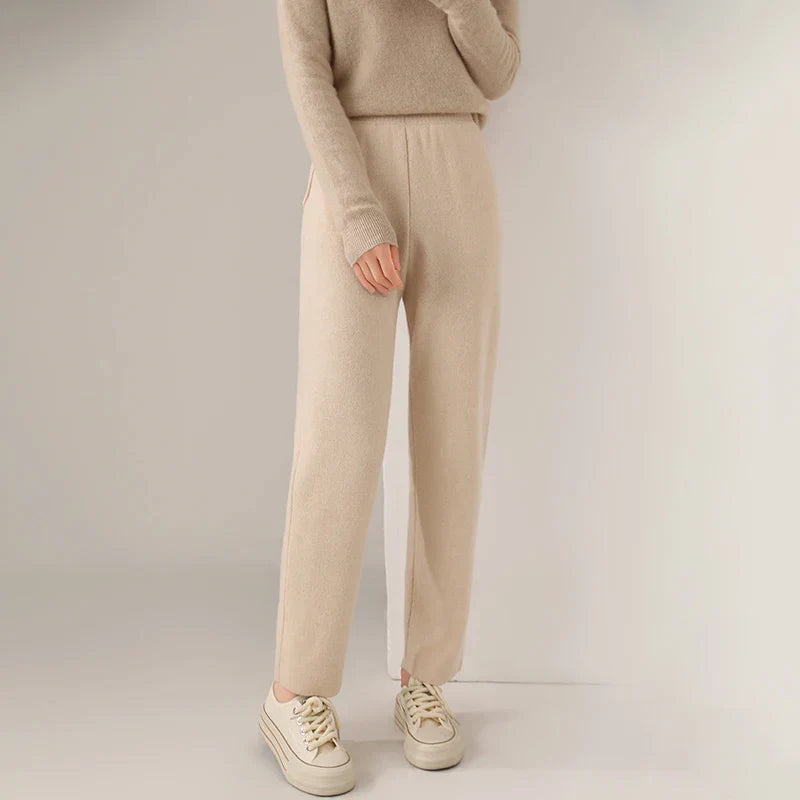 Women's charcoal wool dress pants modern slim silhouette cashmere-lined breathable premium TrendAura