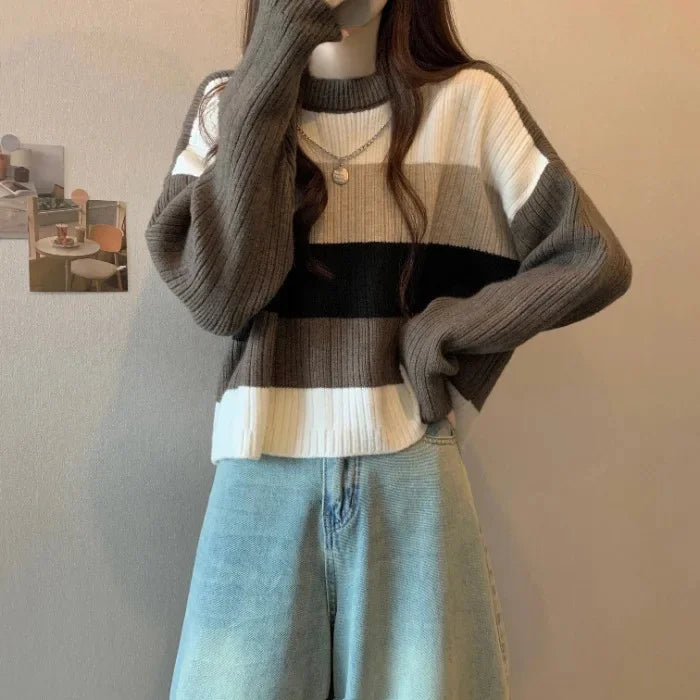 Women's ivory cashmere turtleneck sweater relaxed cropped silhouette luxurious soft winter knit