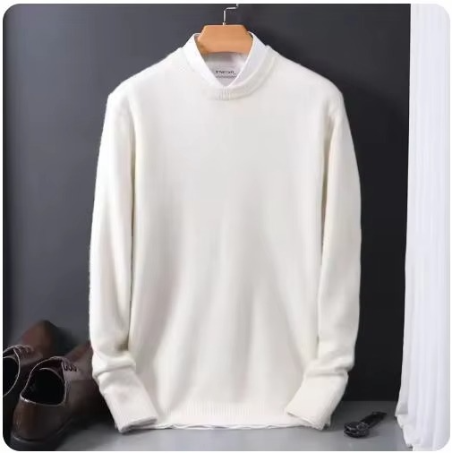 Men's camel cashmere O-neck pullover sweater, fine-gauge knit with soft slim fit