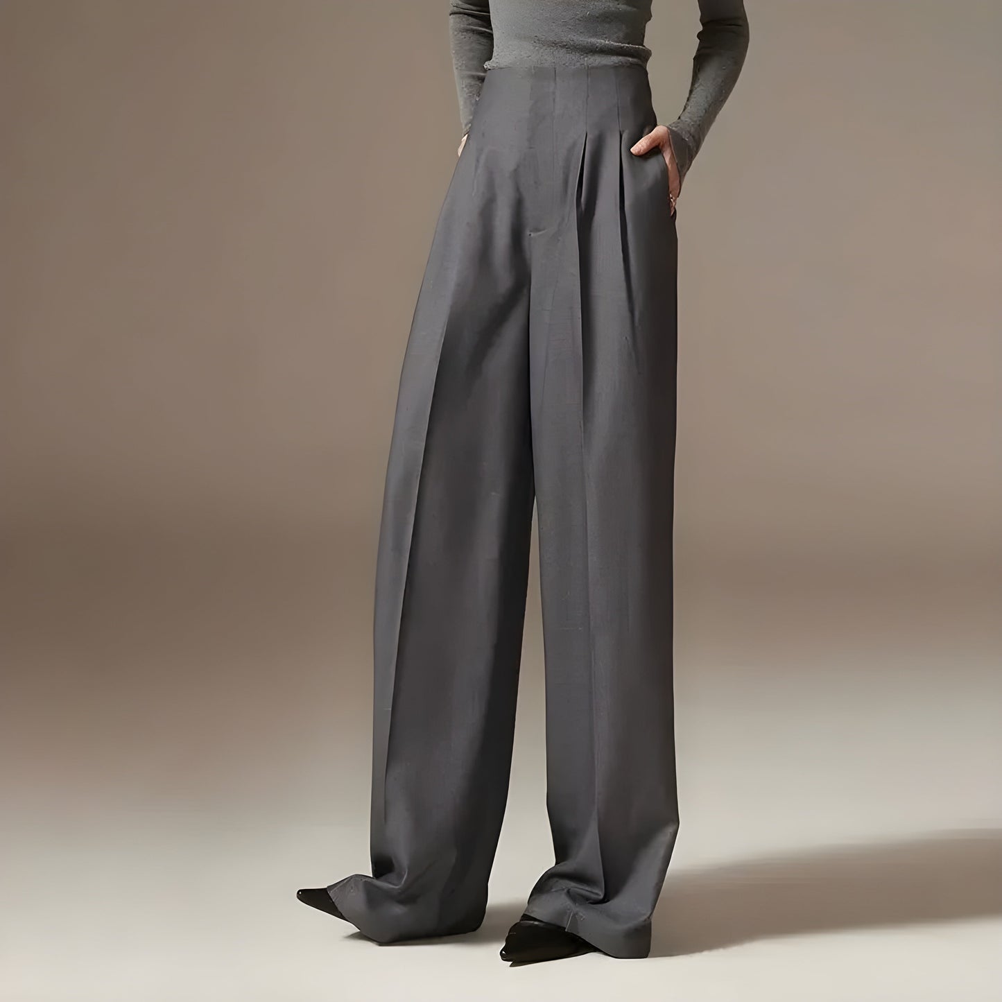 Women's pleated palazzo pants cinched high waist wide-leg silhouette with side pockets