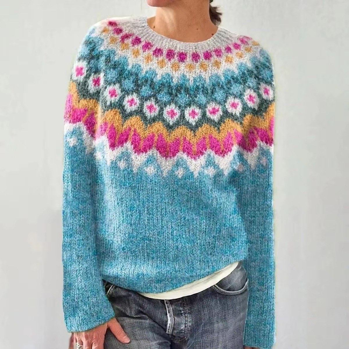 Color block loose fit women's knit top, round neck, full sleeves, relaxed silhouette
