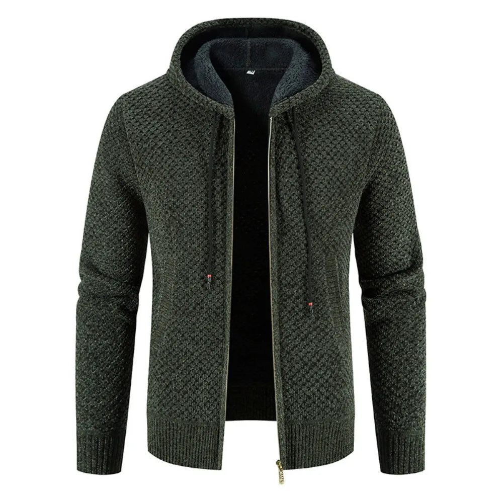 Men's premium knit cardigan with ultra-soft fleece lining, cozy bold silhouette for style-conscious wear