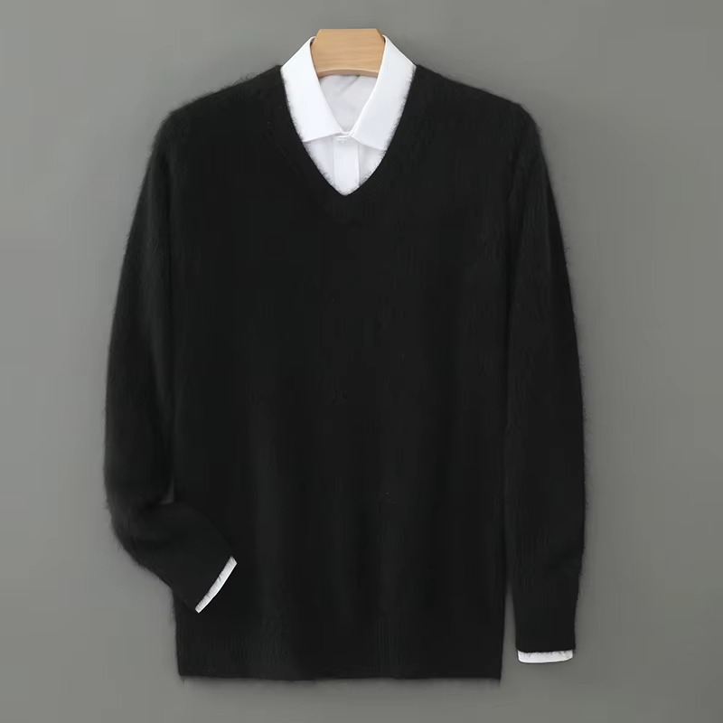 Men's light gray cashmere blend V-neck sweater, relaxed plus-size fit with lightweight knit warmth