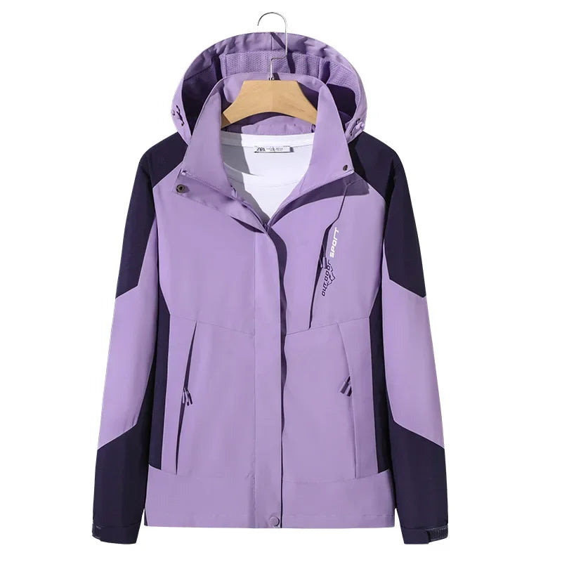Unisex insulated ski jacket with adjustable hood, modern slim silhouette for cold-weather outdoor adventures
