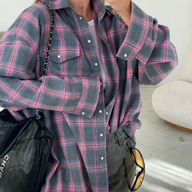 Vintage plaid oversized unisex shirt in soft breathable fabric with relaxed fit for everyday layering