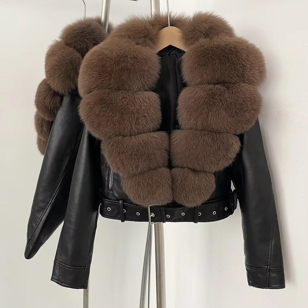 Women's black faux leather coat with faux fur collar, lightweight slim-fit chic winter style
