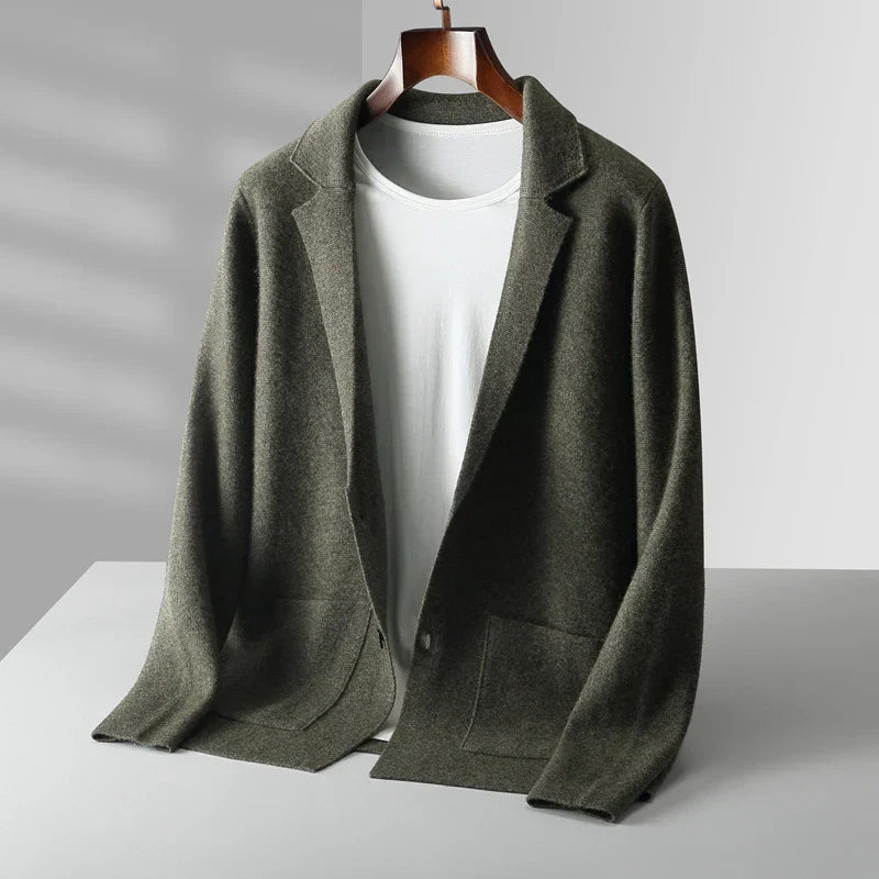 Men's wool-blend cardigan jacket tailored fit notch lapel with patch pockets in classic professional style