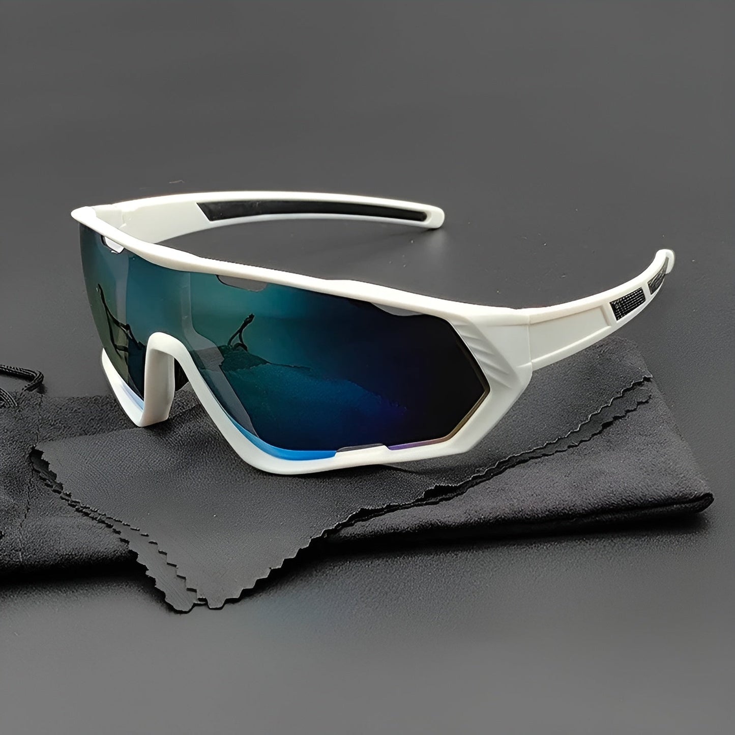 Urbann-Vibe Peak View sport sunglasses polycarbonate lenses non-slip nose pad outdoor cycling hiking