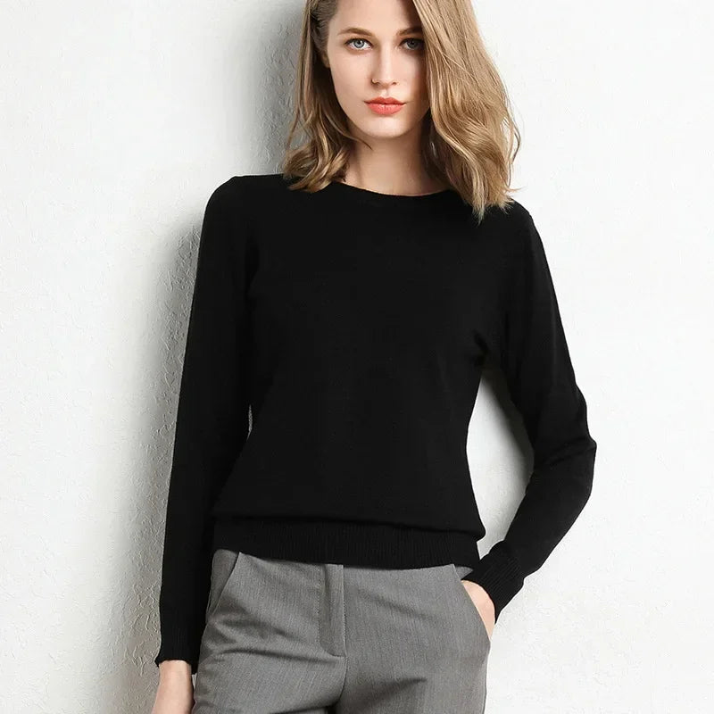 Women's slim fit ribbed knit wool blend sweater with O-neckline in cozy everyday style