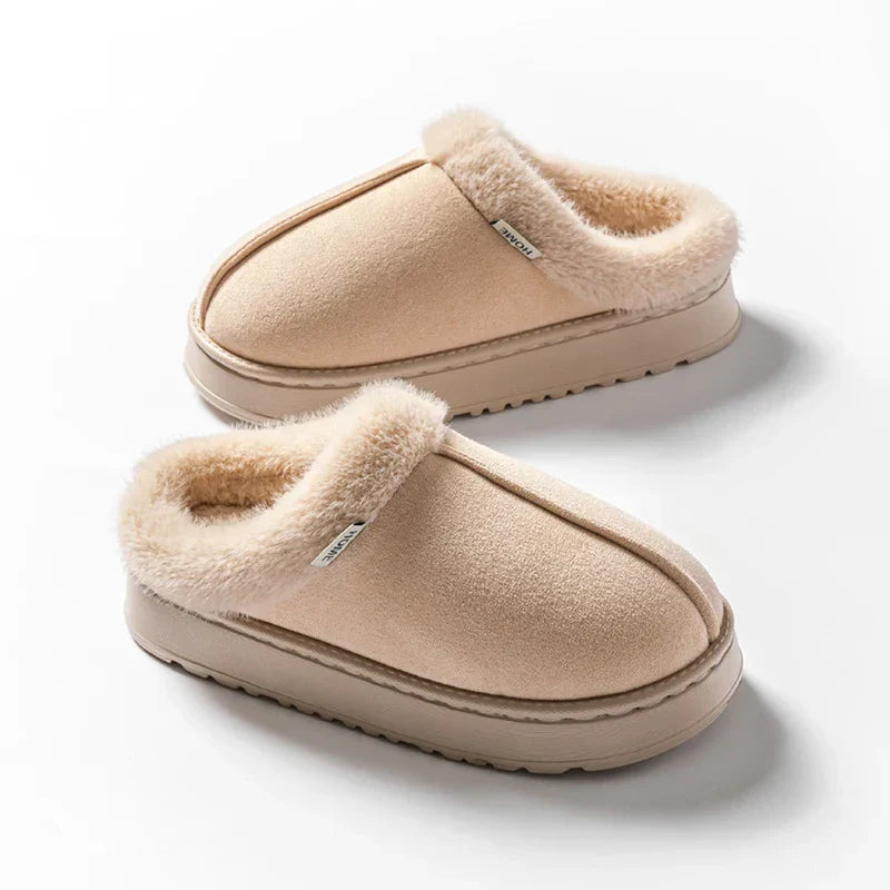 Éclatte plush faux fur slippers in neutral tones with non-slip sole and lightweight breathable design