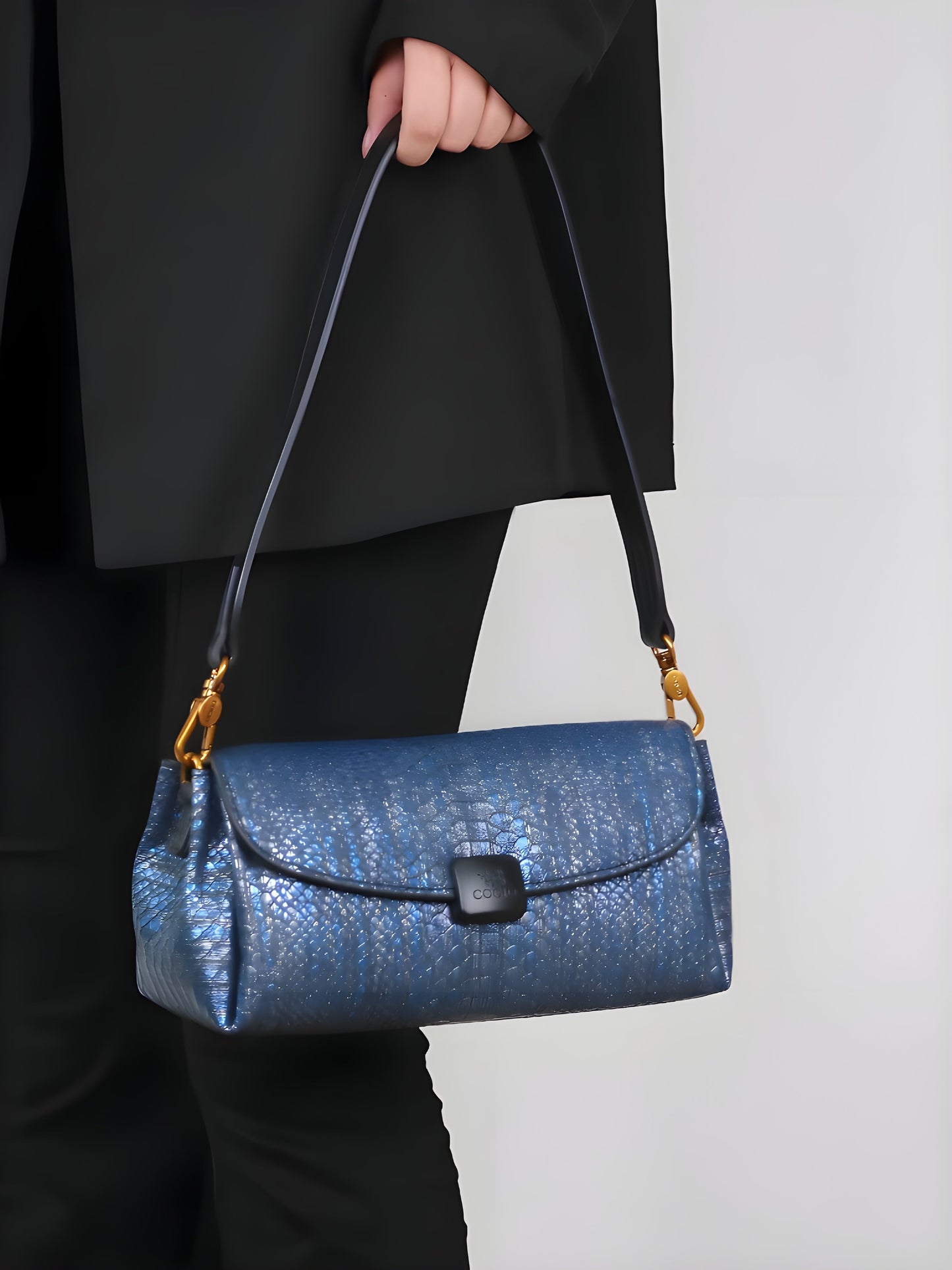 Embossed Snake-Print Shoulder Bag - Urbann-Vibe