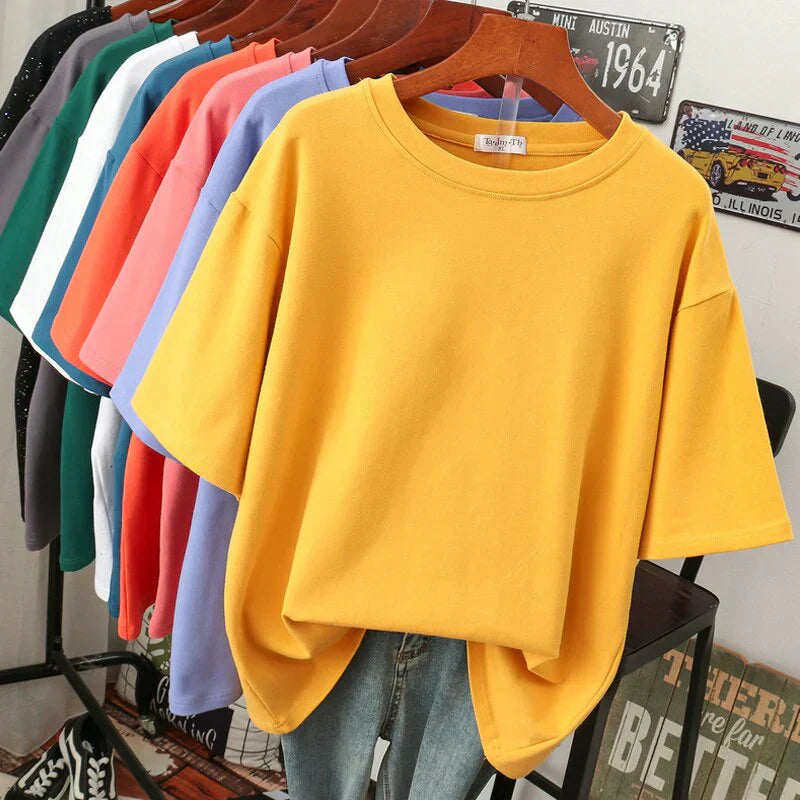 Plus size women's oversized crew neck cotton T-shirt with dropped shoulders in relaxed fit