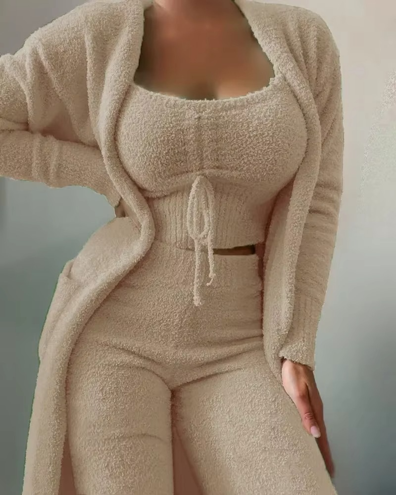 Women's 3-piece plush pajama set crop top pants coat cozy luxurious loungewear nightwear